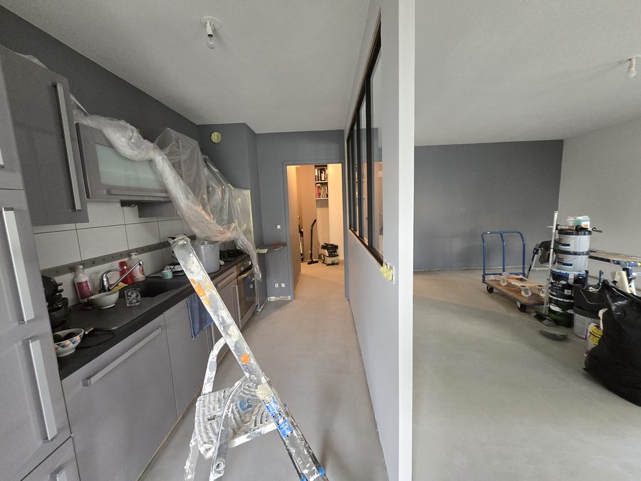 Protection cuisine pendant peinture chantier